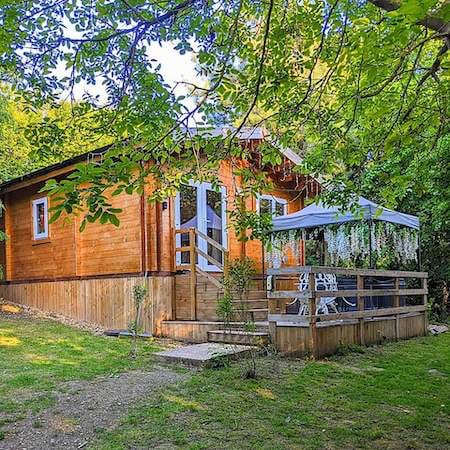 Swan Lodge, Chesterfield Canal