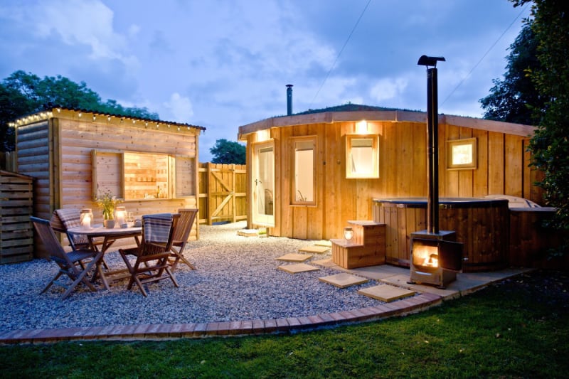 romantic cornwall hot tub cottage for couples