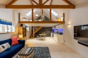 Boutique Pet Friendly hot tub cottage for couples in County Durham