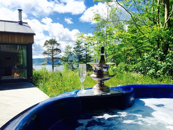scotland luxury hot tub cottage for couples