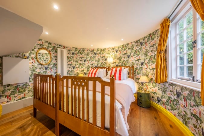 Tea Caddy Cottage, Dedham Vale