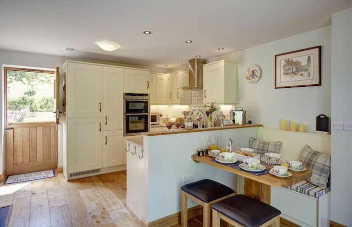 The Bach, Welsh Borders