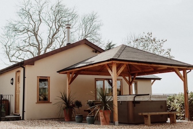 The Bach, Welsh Borders