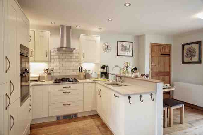 The Bach, Welsh Borders