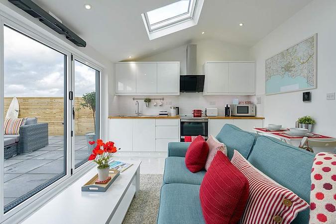 Whirlwind, Whitsand Bay